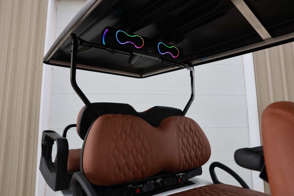 Interior 6